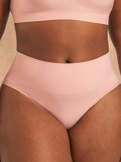 Everyday Comfort Smoothing Panty