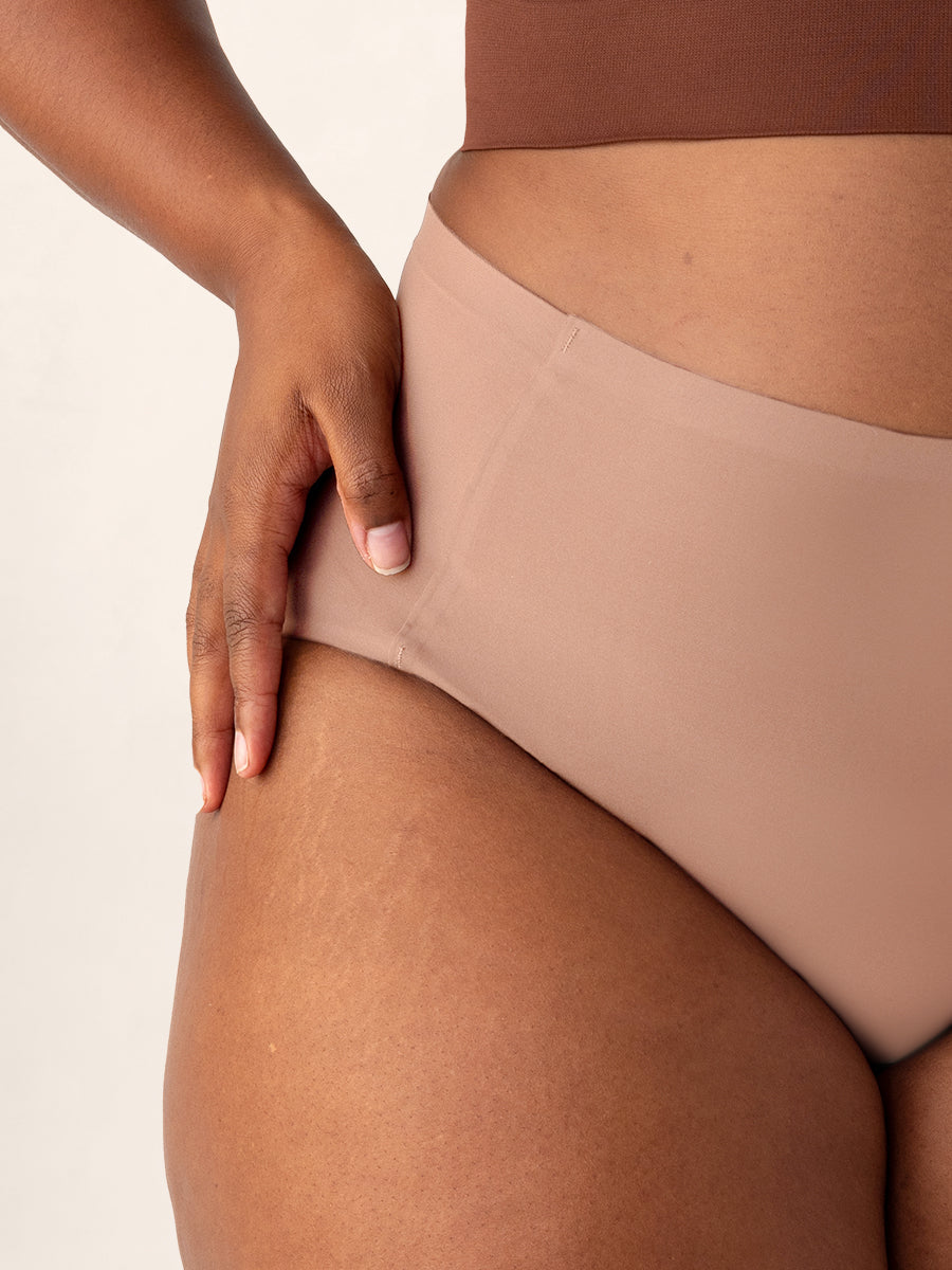 Seamless Stretch Mid-Waist Brief